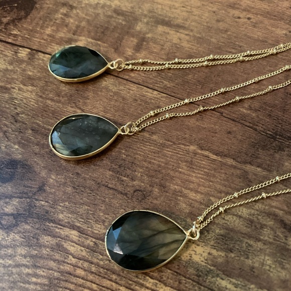 Labradorite natural stone🌻 - Picture 3 of 4